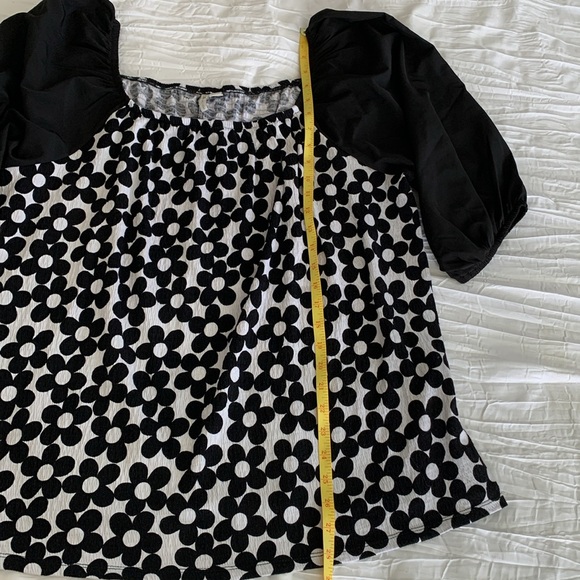 CATO Women’s‎ Top Off Shoulder Blk/Wht Daisy Peasant Balloon 3/4 Sleeves 18/20W - Picture 10 of 16